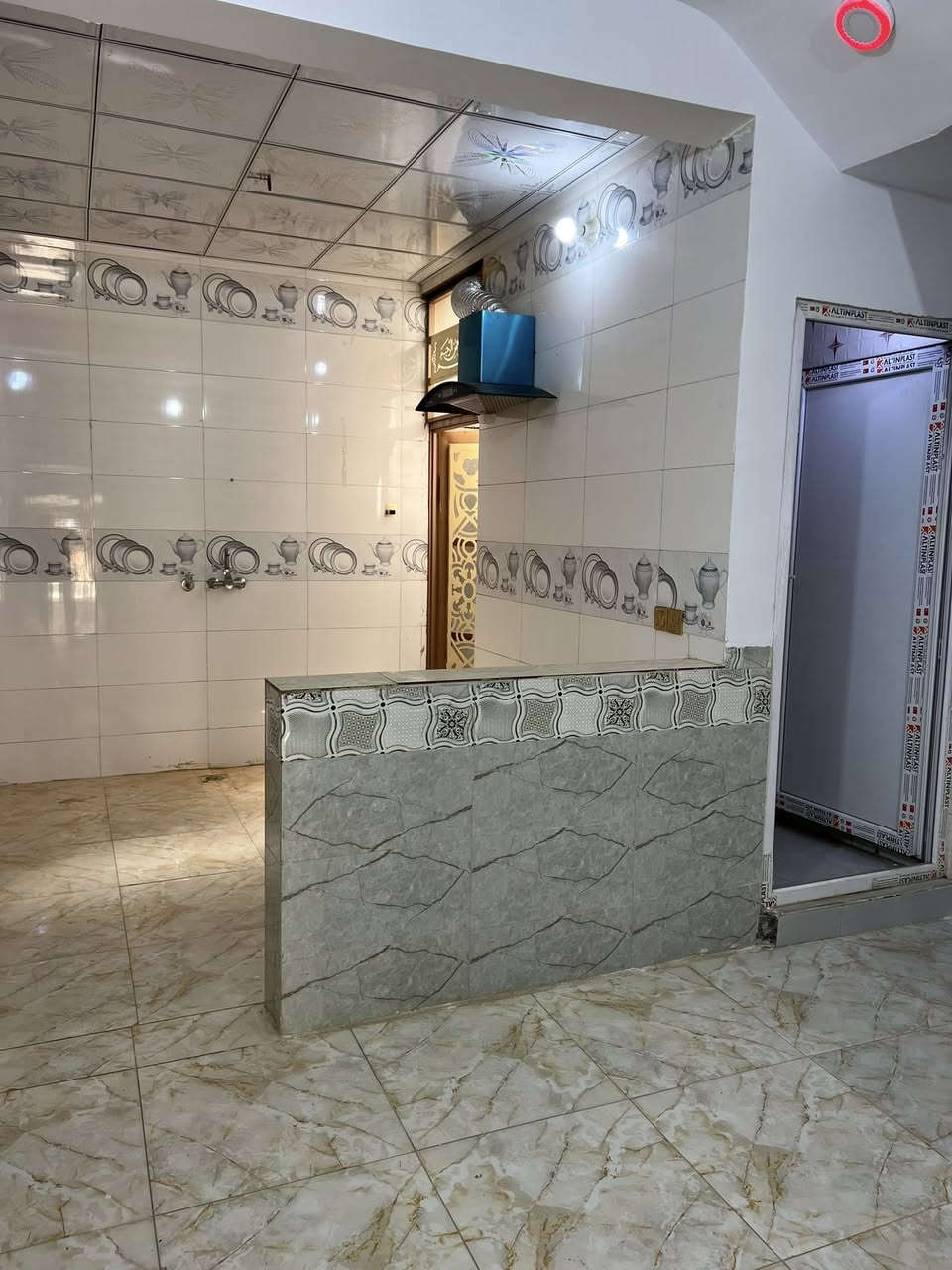 يالله
بيت البيع كربلاء المساحه 50 طابق ونص بناء بلوك العنوان حي ميثم التمار قريب أسواق برتقاله ع سادين الجاير 
يصلح سكن او حسينه
السعر 65
***********
***********
