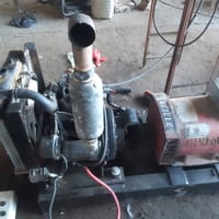 مولدات للبيع 07815848737