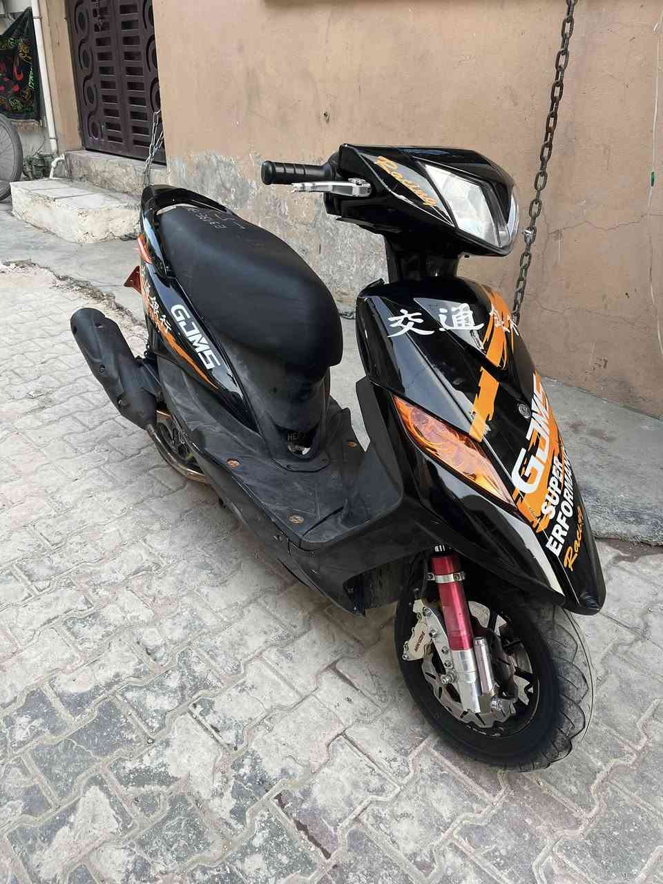 ثعلب للبيع او مراوس دراجه كفاله هاون شلعه و معدل كابريتر قفاز كور حير تو كلجات مفولات صالنصه تك بوشه وزه و جعره دراجه مزوعه تزويد و كلشي واضح بل صور مكاني كاضميه


**إذا كنت صاحب هذا الإعلان وتريد حذفه لأي سبب، رجاءا أرسل رسالة إلى الدعم الفني**