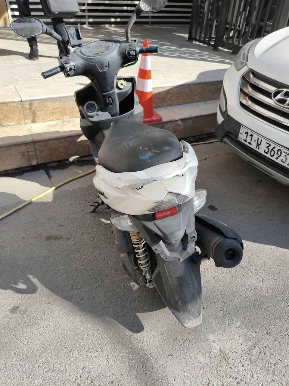 السلام عليكم  للبيع جيتي ار
المحرك مكفول نازله رمبة صار اسبوع 
سعرها  مليون و150 وبي مجال قليل 
مكان الدراجه الامين بغداد تواصل خاص


**إذا كنت صاحب هذا الإعلان وتريد حذفه لأي سبب، رجاءا أرسل رسالة إلى الدعم الفني**