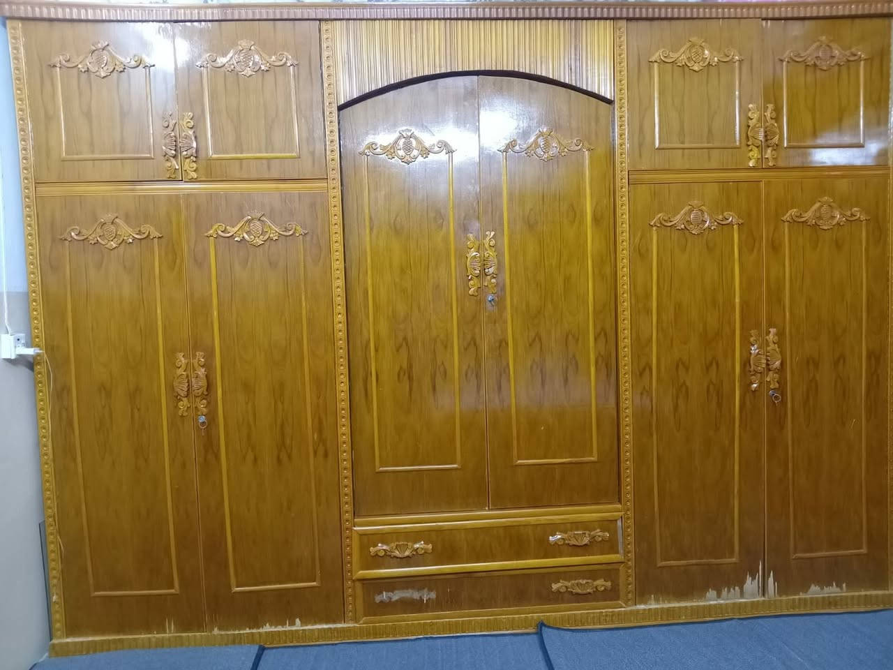 مندوبة مبيعات 
غرفة خشب عراقي ثقيل وبسعر مليون ونص وبي مجال 
العنوان موصل جانب الأيمن منطقه اليرموك قرب جامع الحافظ
#الجميع #المتابعين


**إذا كنت صاحب هذا الإعلان وتريد حذفه لأي سبب، رجاءا أرسل رسالة إلى الدعم الفني**