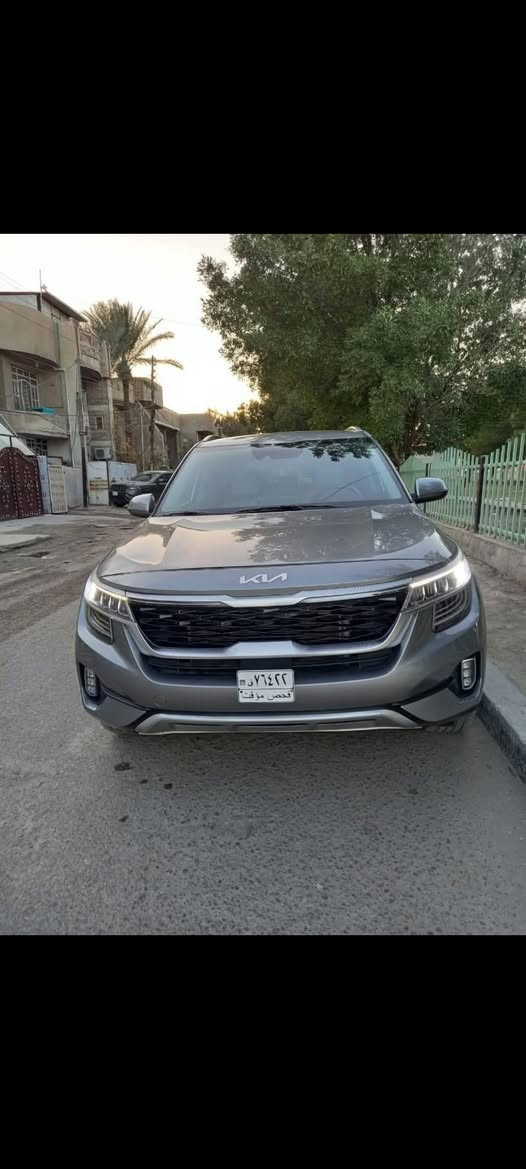 السلام عليكم
كيا سيلتوس وارد امريكي 
دخول جديد بدون رقم _ موديل 2023
منفيس ب اسمي 
فئة SX فول مواصفات عدا الفتحة 
محرك 1600 تيربو 
ماشية 10,000

بصمة وتشغيل عن بعد 
كشنات جلد _كشن كهربائي 
كشنات تدفئة 
رادار امامي 
رادار خلفي 
رادار جانبي نقطة عمياء 
رادار تنبيه عند فتح الأبواب 
قيادة شبه ذاتية 
اوتو هولد
نظام صوت 
إنارة داخلية متغيرة 
شاحن لاسلكي 
تبريد قطعتين 

الحادث:جانبي تبديل جاملغ امامي عكس السايق وباب تفصيخ وصبغ الباب الخلفي حافة البنيد بيها تكحيل بسيط  ايرباك بردة 

رقم الشاصي مرفق بالمنشور 

الرقم:***********
السعر:145
