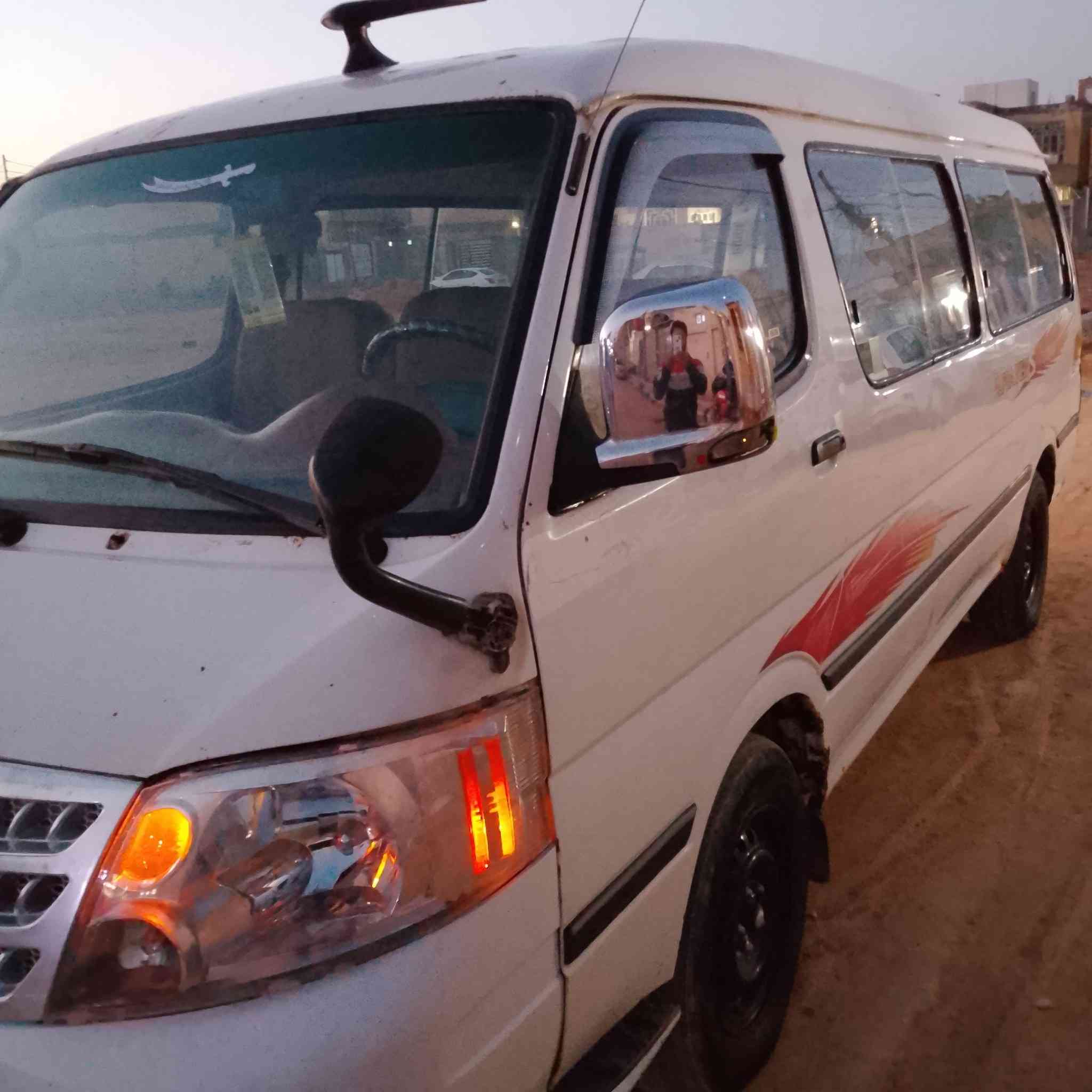 سلام عليكم سيارة فتون مديل 14 موصلية سنويه عضم عاج سيارة على وضع شركة قطرة صبغ مابيها حداديه جديده مكينه جديد مكان نجف سعر 35 وبيها مجال رقم ***********
