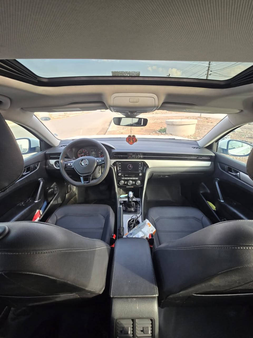 ڤۆڵگسواگن پاسات 2022 فول مواسەفاتە ڕەنگی سپی 
٤٦ هەزار میل ڕۆیشتیە
چاملغ پیشەوە سبوغە 
چاملغ دواوە بەخی امریکایە 
٣ جێ گجکە پیدی ئاڕە بێناو گرتن بێ ئێڕباگ  
هیچ مەسرەفێکی تێدانیە 
وێنەی داعمەکەم داناوە 

سـعـر : لە کۆمێنت داوابکە ڕاستەوخۆ بۆت دێت 📥 

گێر و مەکیەنەی بەشەرت 
هیچ کێشەیەکی تێدا نییە 

ژمارەی خاوەنەکەی 
***********
