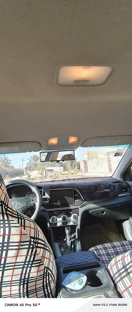 السلام عليكم للبيع أو المراوس اللنترا وارد امريكي موديل 2019 تكسي كلين بدون تبديل اي قطعه رقم ذي قار مصفره هيئه وغرامات محرك 2000 دوش كير AT مانع انزلاق شاشه كبيره كامره شاشه أعطال منضومه غاز 60 لتر حادثها كلش خفيف 
صور الحادث موجوده بالمنشور السعر 130 
هذا رقمي ***********
