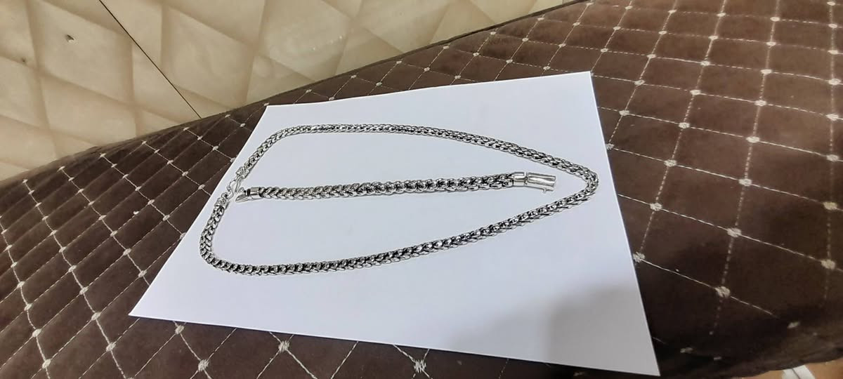 سنسال مع سوار ايطالي موديل فرانكو ثقيل 
سعر الغرام 4000 
يوجد توصيل 
صياغة سيد مهند الزاملي 
الناصرية شارع الحبوبي سوق الصاغة
***********
