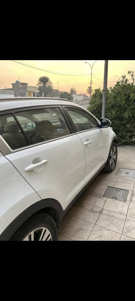 للبيع فقط 🛑
-
كيا "سبورتج"
الموديل "2015"
رقم "بغداد" (بأسمي)
الوارد "خليجي"
عداد المسافة "86000KM"
السيارة مال بيت استخدام شخصي على ايدي ماخذها زيرو
"التفاصيل مرفقة بالسونار مع الصور"
-
السعر "170" وبيها مجال بسيط .
مكان السيارة بغداد حي الاعلام
للاستفسار :-***********/***********
