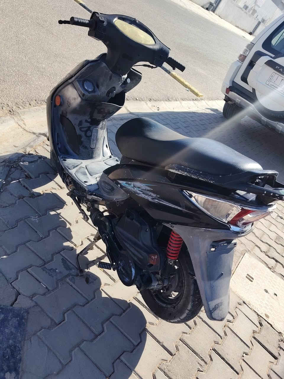 سلام عليكم كامكو جي فور مكينه استوني مسويه كرنك بوش كله جديد سلف جديد 250 وبيه مجال ***********
