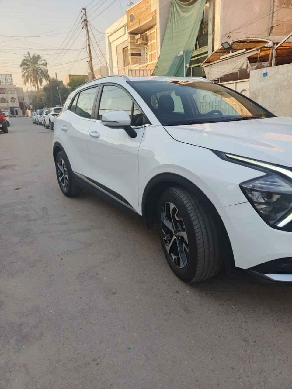 سبورتج 2024 خليجي داخل اسود
مكفولة كفالة عامة من التبديل والصبغ بيها بارد اقل الشبر بالجاملغ الأمام فقط الباقي كله مكفول 
LED اضاءة
حساس مطري
رادار جانبي
تشغيل عن بعد
شفتات ستيرن
تحكمات جهتين
اوتو هولد
تبريد قطعتين
داخل أسود
نظام نقطة عمياء
مري شفط
مخرج USB و Type C
بصمة تشغيل
بصمة دخول
اشارة ترحيب
كامرة وحساسات خلفية
ماشية 52 ألف كم
رقم اربيل 
السعر208  وبيها مجال
العنوان بغداد السيدية تقاطع درويش 
الأتصال: ‏ ***********
