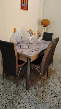 ميز طعام • ميز وكراسي • طقم سفرة • سفرة طعام • طاولة طعام • كراسي طعام...