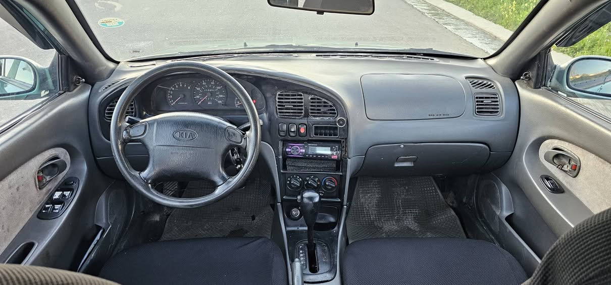 کیا سیڤیا مۆدیل 2000
گێر تۆماتیک
تەبرید بەشەرت
هەر چوار جام کارەبایی
دەبڵ ئێرباگ سوکان و دەژبول 
4تایەی خاوێنی لە بنە
بۆیاغ عامە بۆ جوانی سەقفی مەعجونی نیە
وەڕگەران و بڕاوەی نیە بەشەرت
پێشی لێدانی نیە
پشتی لای سەیاقی جەمپەکی هەیە
گێرو مەکینەو تەبریدی بەشەرت.
مەکینەی دوکەڵ و بوخاری نیە. 
سەنەوی 20-9-2023 بەسەر چووە
غەرامەی 80 هەزار لەسەرە دوای پێکهاتن دەتدەمەوە  
بەناو کردن و غەرامە بەشەرت
سعری 37$ وەرەقەیە
لە هەولێرم
 ژمارەی مۆبایل 
+واتساب +ڤایبەر *********** أربيل, العراق
