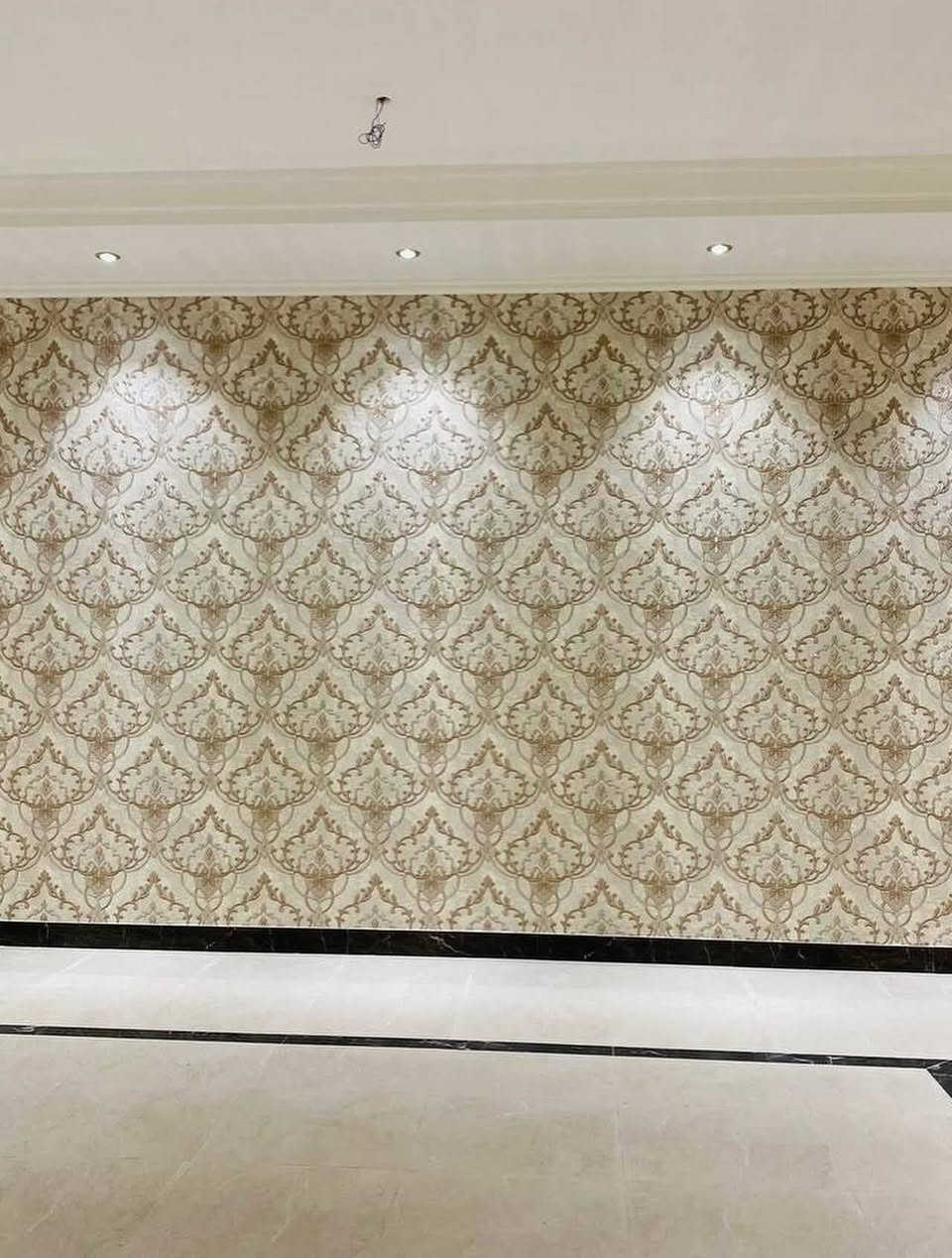 تغليف ورق جدران 
صفاء جواد 
سماوه ***********
