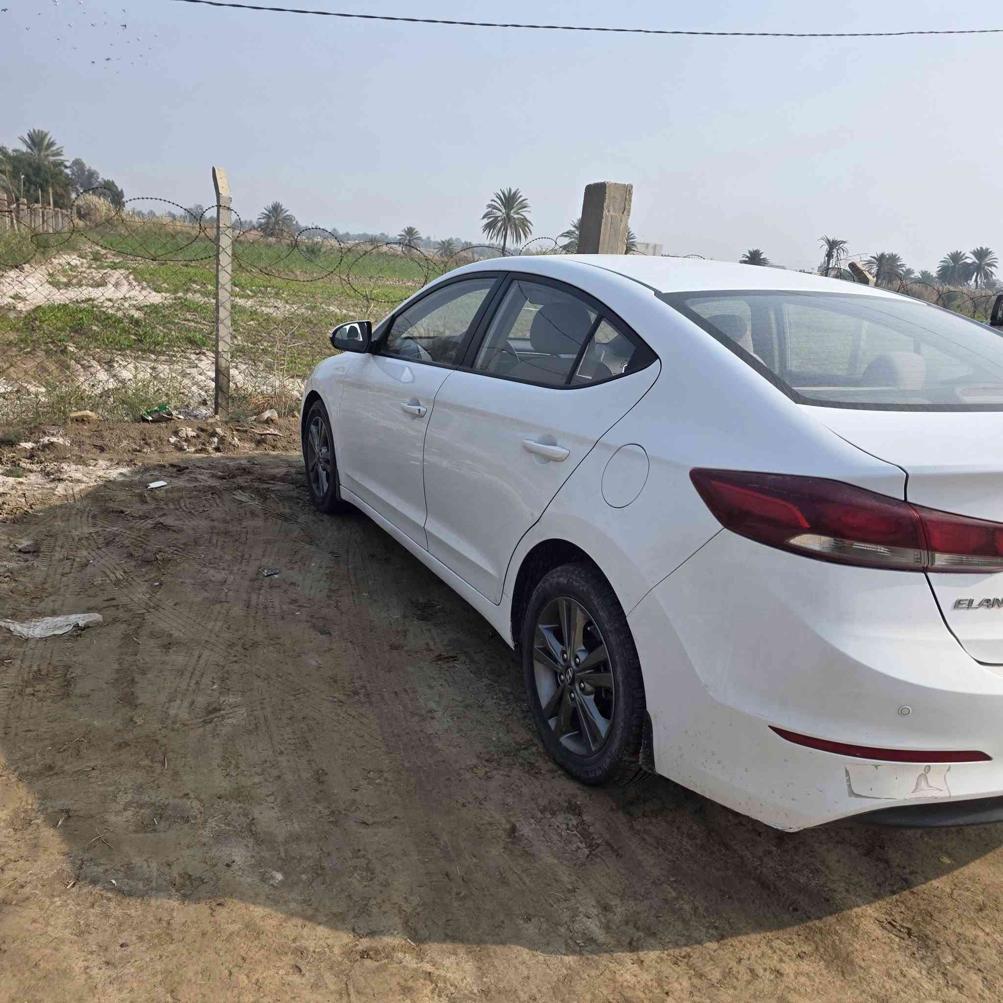 السلام عليكم لبيع النتره مديل ١٦ شكل ١٧ خليجي بيها قطعتين صبغ مكينه ٢٠٠ ما مفتوحه ماشيه ١٥٠ حقيقي شرط ادك جرس بل ١٢٠ رقم بغداد شرط التحويل السعر ١٣٣ وبيه مجال الستفسار اتصل *********** مكاني كربلاء
