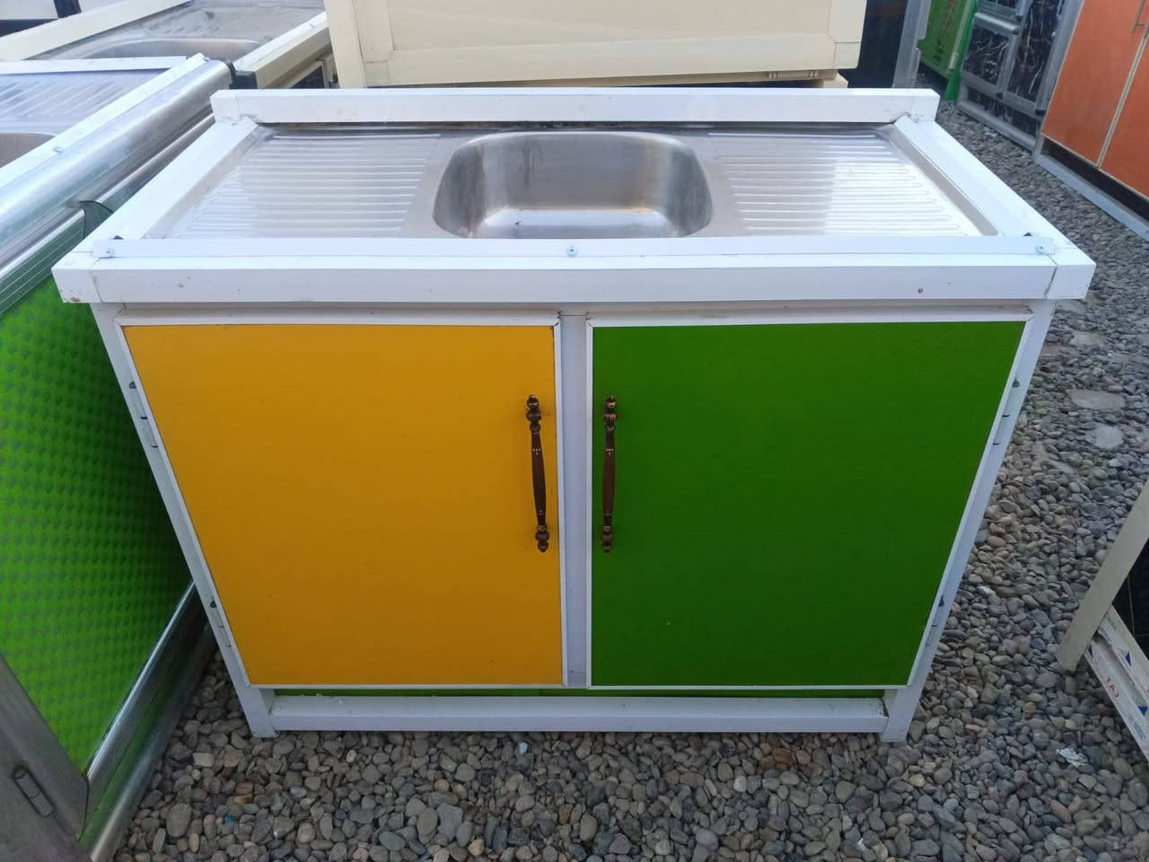 غراض للبيع كلمن وسعره العنوان الرئاسة مال المشتل


**إذا كنت صاحب هذا الإعلان وتريد حذفه لأي سبب، رجاءا أرسل رسالة إلى الدعم الفني**