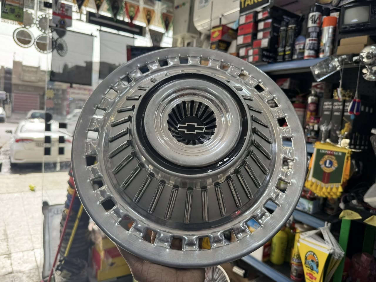 شوفر حجم 15
كماليات حمودي القريشي 
بغداد حي العامل 
***********
