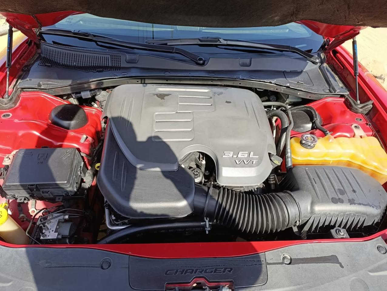 سلام عليكم جارجر ١٦ اصل رقم شمالي سياره مابيه حادث ابجم كبس بابين كلير لا فتح ولا صبغ سياره كلش جديده ستخدام شخصي سعر 210 بيه مجال قليل  ***********
