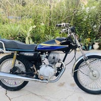 نامي 3 حرف موديل 17 دراجه نشطه ونضيفه بدون اي عيب  سعر 325 وبي مجال بس...