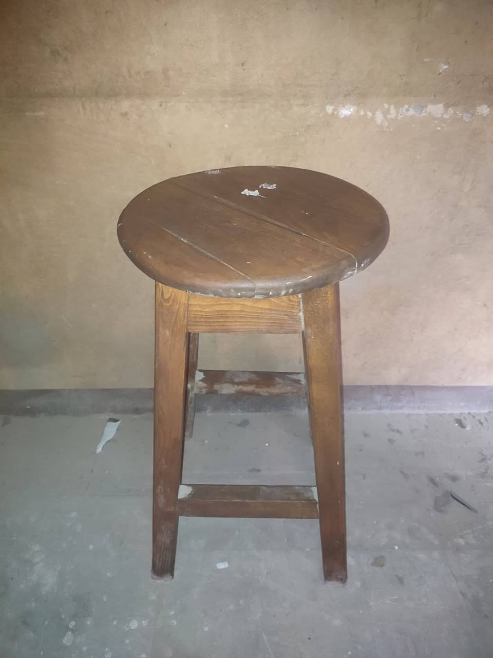 للبيع 4 كراسى الترييحه ده بسبب أن الكراسى كانت فوق بعض فتره


**إذا كنت صاحب هذا الإعلان وتريد حذفه لأي سبب، رجاءا أرسل رسالة إلى الدعم الفني**