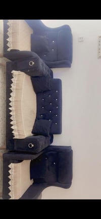 اغراض للبيع الاتصال ٠٧٧١٠٣٠٢٩١٠