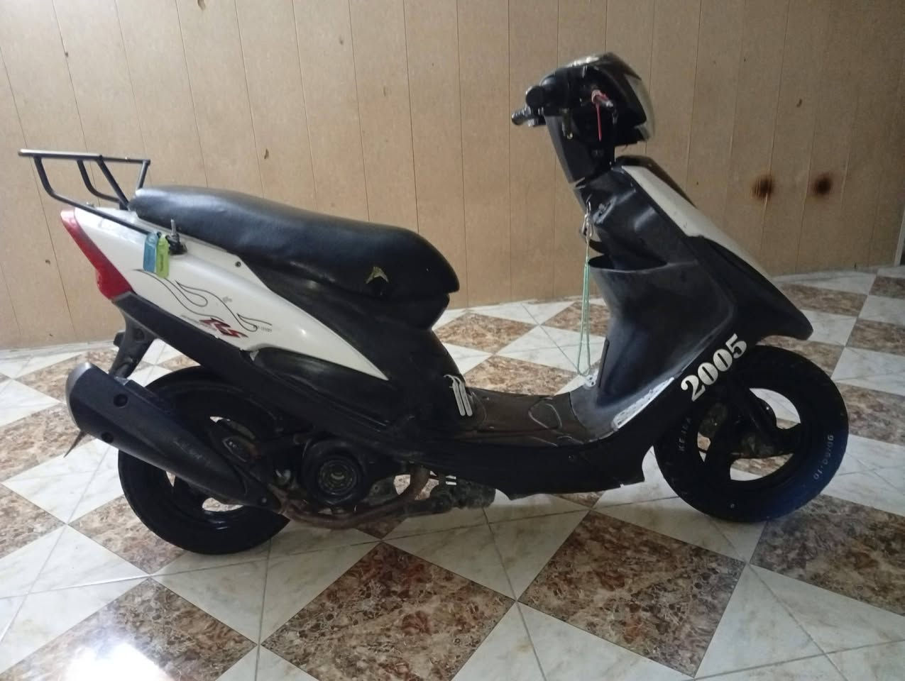 للبيع السعر 450وبيهه مجال


**إذا كنت صاحب هذا الإعلان وتريد حذفه لأي سبب، رجاءا أرسل رسالة إلى الدعم الفني**