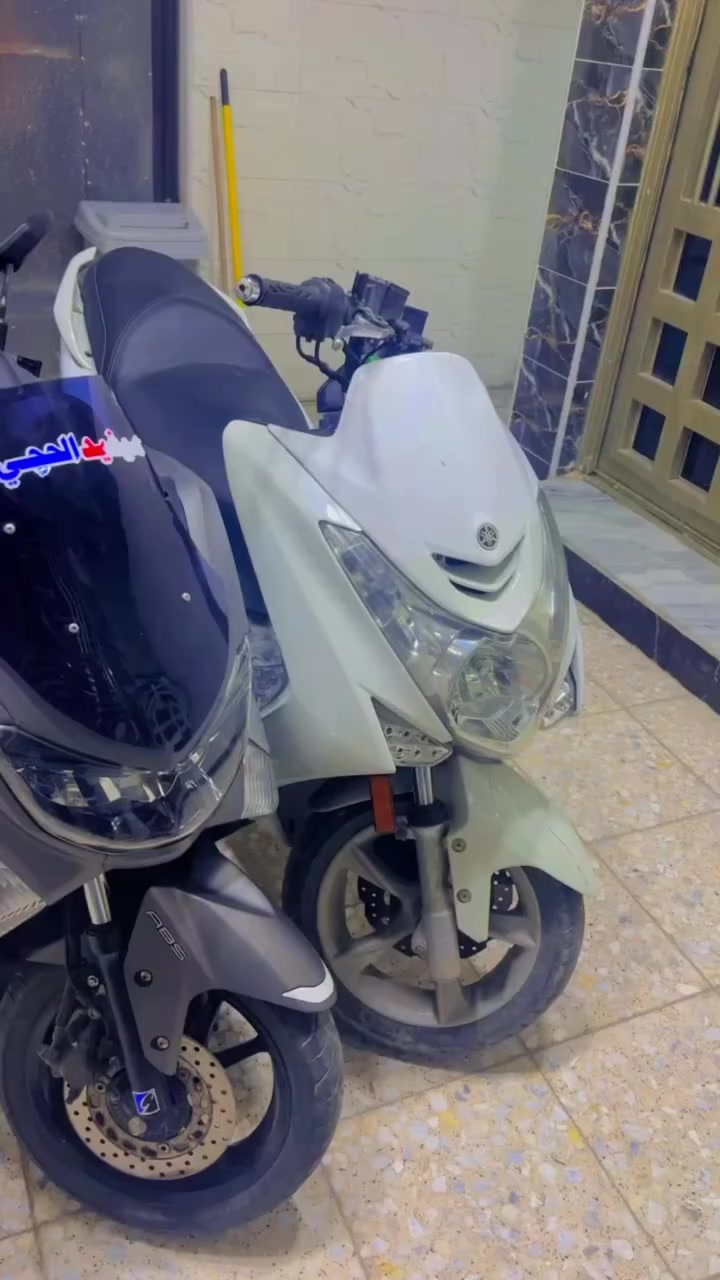 سلام عليكم شباب دراجة smax للبيع مكفوله كفاله عامه دراجة صارلها 4 اشهر من نازله منل رمبه 2400  مكاني مدينة الصدر رقم *********** قيم بما يرضي الله
