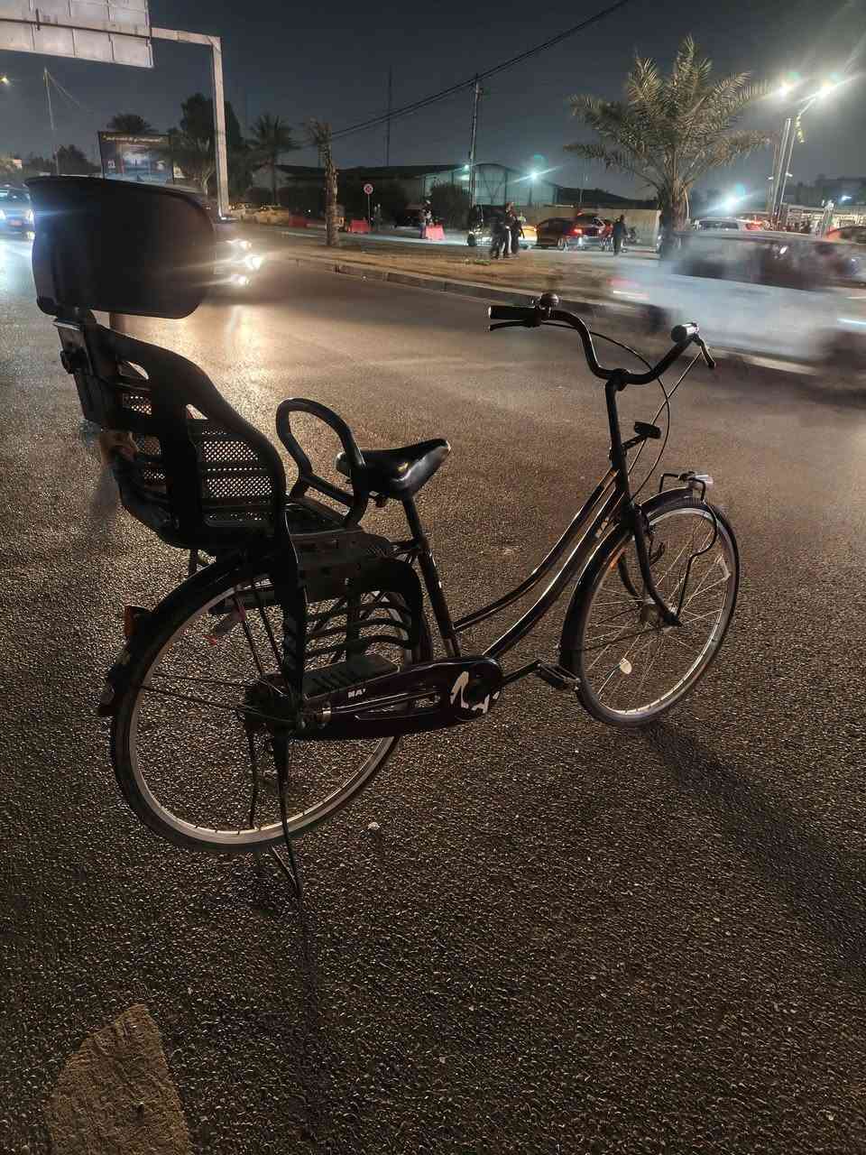 السلام عليكم عندي باسكل بناتي للبيع NA2 لون بنفسجي جديد حساس شغال مديل 2018 كشن جديد تايرات جوابه جدد بايدرات جدد بريكات جدد لا صبغ ولا جراد السعر 100 وبي مجال مكلف بل نشر لحد طبلي خاص رقم *********** صاحب الباسكل مكاني حي ااقاهره
