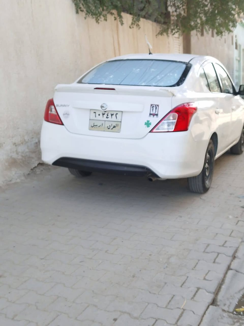 السلام عليكم نيسان صني مديل 2020 بيه بارد باب الوره ولباقي مكفول كير ومكاينه وحداديه وتخم تاير برده خلفيه  خير من الله كمره خلفيه حساسات شاشه سياره جاهزه من كلشي خير من الله)السعر 104بيه مجال حك الجيه مكان النجف) رقمي ***********
