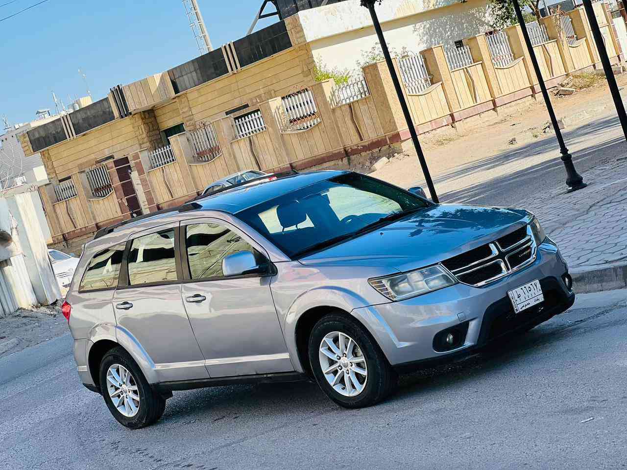 جورني مديل 2016 سعر 113 قابل للتفاوض الاستفسار اتصل *********** وارد أمريكي حادثها جاملغ فقط بدون دواخل وبيها مكانات صبغ اثر جراد بدون دواخل مواصفات فول بصمه تشغيل بصمه أبواب تحكم ستيرن شاشه كبيره كامره خلفيه مكينه سته 6️⃣ سلندر مكينه وكير مكفولات حداديه جديده تخم تاير تبريد 3 قطع 7 راكب مري كهربائي اشاير مري رقم بغداد مشروع وطني سنويه 29 مكان سياره كربلاء
