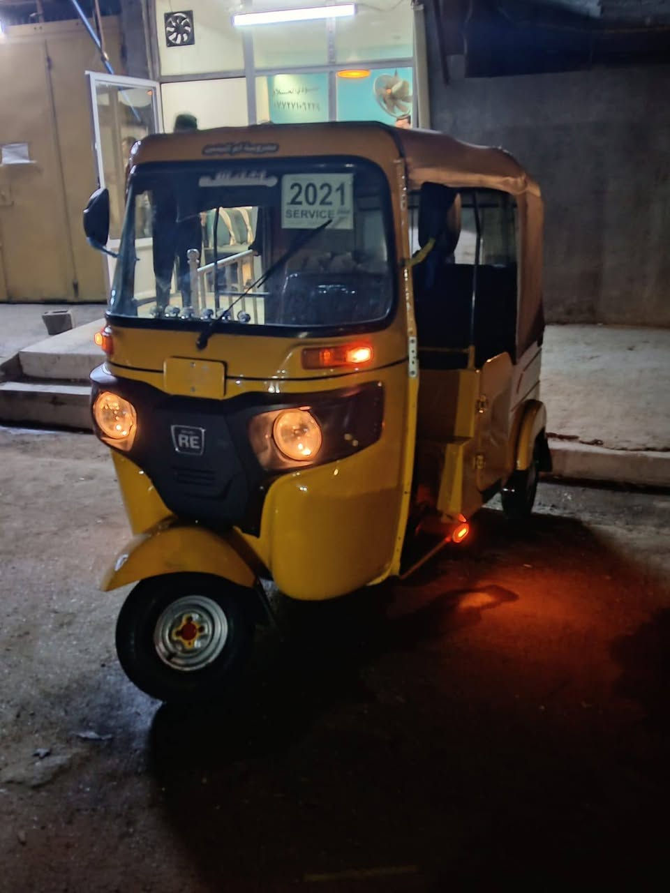 سلام عليكم تكتك للبيع موديل 21 شهر 6 تكتك نضيفة خير من الله  مكينة مكفولة بيهة ضربة لغد و اليورة شوية سعر 8ملاين و 100 وبيهة مجال حك الجية مكاني بغداد الحرية  ***********
