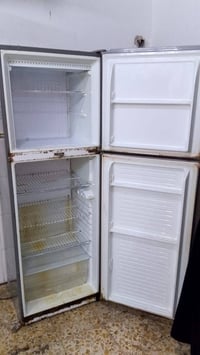 ثلاجة • لوحده