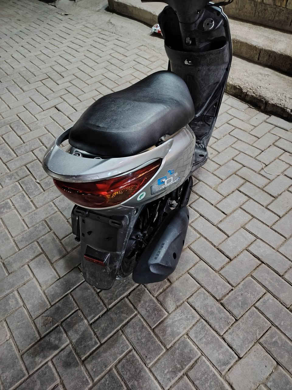 دراجه بريز بغبغاء نوزل دراجه بحاله الوكاله مكاني بغداد مدينه الصدر *********** السعر ١٢٠٠
