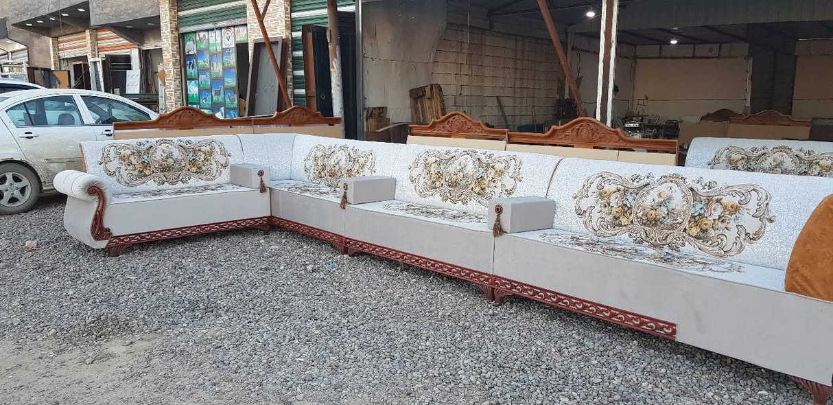 ديوانالسيد ابو محمد
التاميم القادسية
قماش تركي
خشب روسي
بلوك اسود
 شغل حسب الطلب
كادر متخصص للقياس والنقل مجانا
يوجد نظام تقسيط
***********
