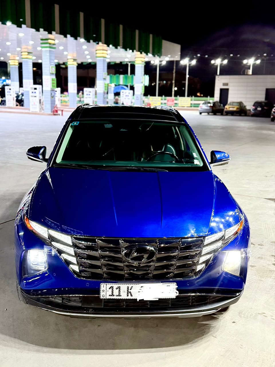 السلام عليكم

توسان (فول مواصفات )
بأسمي السيارة
موديل :2023

ماشية : 18 الف 

المواصفات 
بانوراما 
بصمة
بصمة ابواب 
 تشغيل عن بعد 
شاشة 
كاميرات 360 
كاميرات بالدشبول عند تشغيل الإشارة 
فور ويل 4x4
نظام سبورت 
نظام ايكو 
نظام اطفاء 
حساسات امامية + خلفية 
تحكم ستيرن جهتين 
كروز سرعة 
رادارات
تحديد مسار 
قيادة ذاتية 
التوقف عند الاقتراب 
گير دكمة
كشنات جلد 
كشنات كهرباء 
كشنات تدفئه + تبريد 
كشنات الخلفية منفصلة 
شاحن موبايل 
التبريد بيانو 
تحكم ستيرن جهتين 
كروز سرعة  
شفتات ستيرن 
صندوك كهرباء 
صاجات 
اشاير بالمري 
لايت زنون 
لد امامي 
قطعتين تبريد 
سايد بريك فوري 
الحادث :  جاملغ خلفي والباب بدون ايرباك (صور الحادث مرفقة )
السعر : 210 وبيها مجال بسيط

مكان السيارة بغداد - البلديات 
الاتصال ***********
