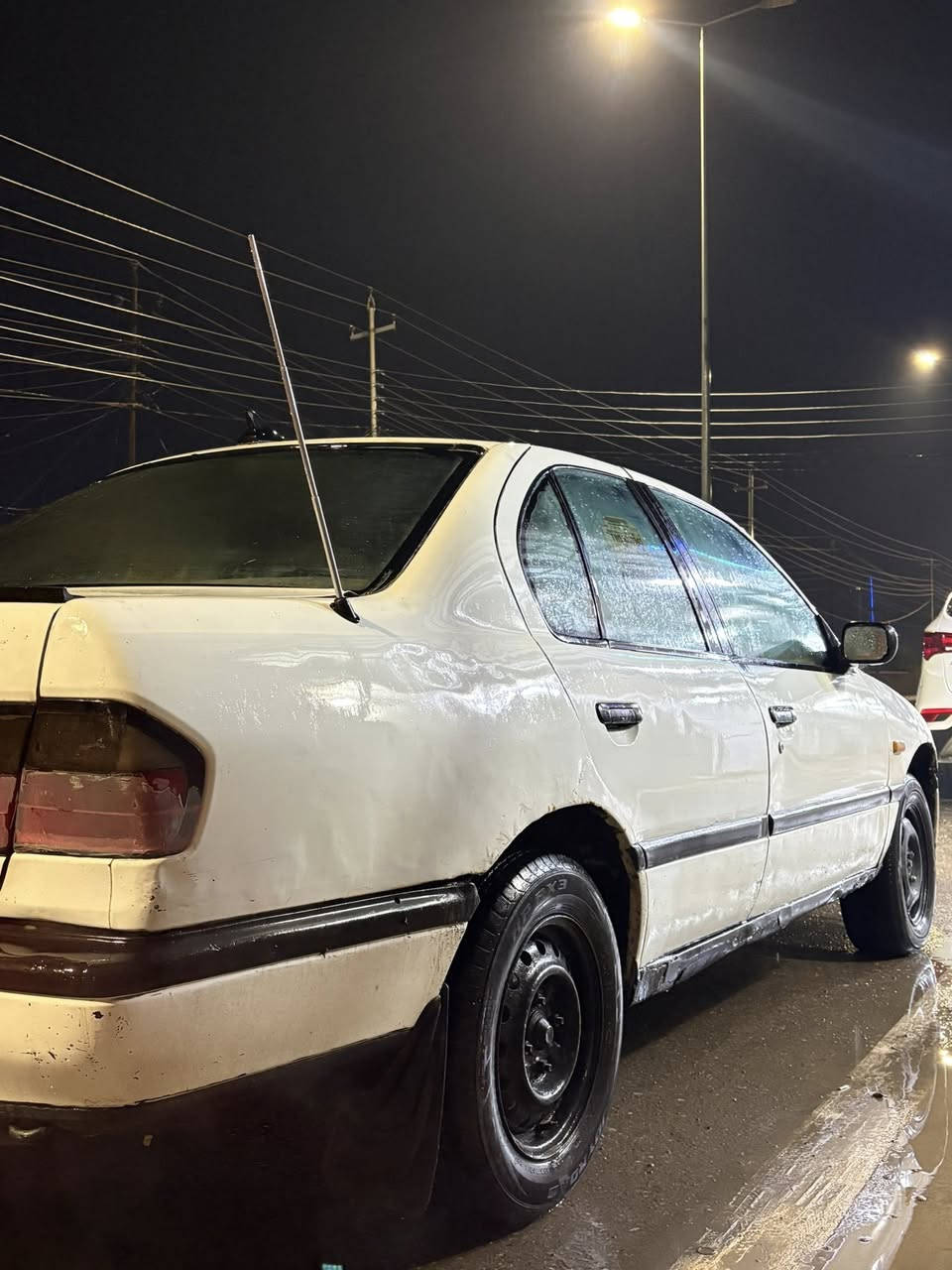 السلام عليكم
نيسان برايمر للبيع موديل 1992 
محرك 1600
نضيفه شوفت عينك 
فحص صلاح الدين صاحبهه موجود وتحويل 
گير محرك نضاف فول 
العنوان صلاح الدين مكيشيفه 
السعر 13 وبيها مجال 
ماناقصهه كلشي 
الرقم ***********
