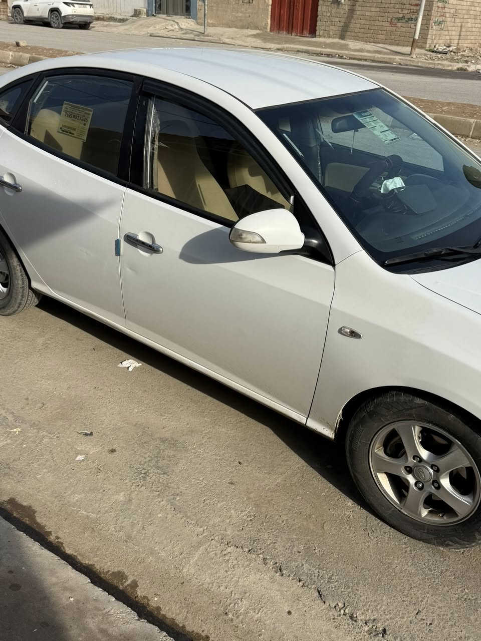 السلام عليكم
النترا  للبيع موديل 2010
مصبوغة حزام رش
شرط التكم والسقف
شرط الشاصي
شرط كير ومحرك
محرك مفتوح معلي كازكيت
بيها قطعه وحده داخل جهه النفر

السعر 95

***********
***********
