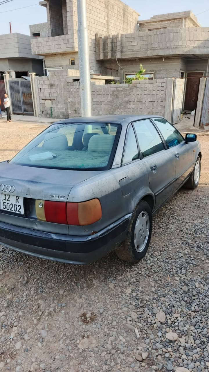 السلام عليكم
‏اودي 80

‏1992

‏رقم نينوى دولي

‏محرك شرط حجم 2000

‏كير عادي 

‏طخم نظيف

‏بدون ضرر بدون صبغ 

‏وضع شركة

‏بيها تقحيل بمكانات

‏بيع او مراوس السعر 35بيها مجال 

‏***********

