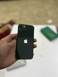 ايفون 13 عادي  لون زيتوني  ذاكره 128  تك سيم  بطاريه 86 شرط ما مفتوح ن...