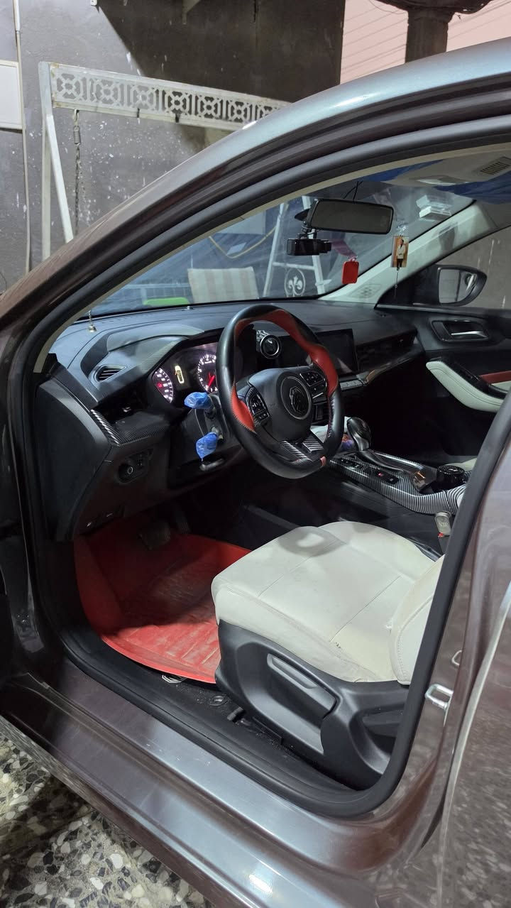 سلام عليكم
Mg gt 2023
سيارة كفالة عامة وارد خليجي  مواصفاتها معروفه 
شاشة  كار بلي وبصمه تشغيل وابواب 
محركها 1500 تنفس طبيعي 
السيارة بسمي رقمها بصرة حره تحويل مباشر 
مكينة وكير وحدادية وتبريد  كله كفالة 
السعر 120 
للأستفسار اتصل وبخدمتك 
***********
مكاني البصرة شط العرب
