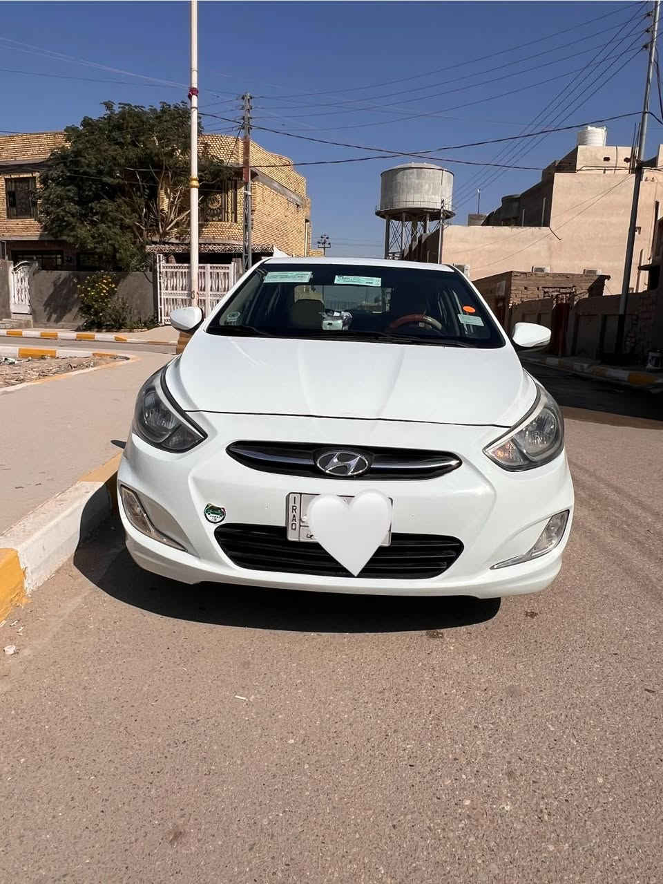 سلام عليكم اكسنت للبيع موديل 2016خليجي محرك ١٦٠٠ رقم بصرة جاهزة كتاب الفحص وياها بدون نقص توني ماخذها والسنوية بعد سنة وتسقط  السعر ١٠٠ وبيها مجال 
***********
