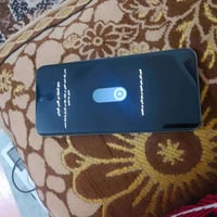 موبايل • معلومات قليلة