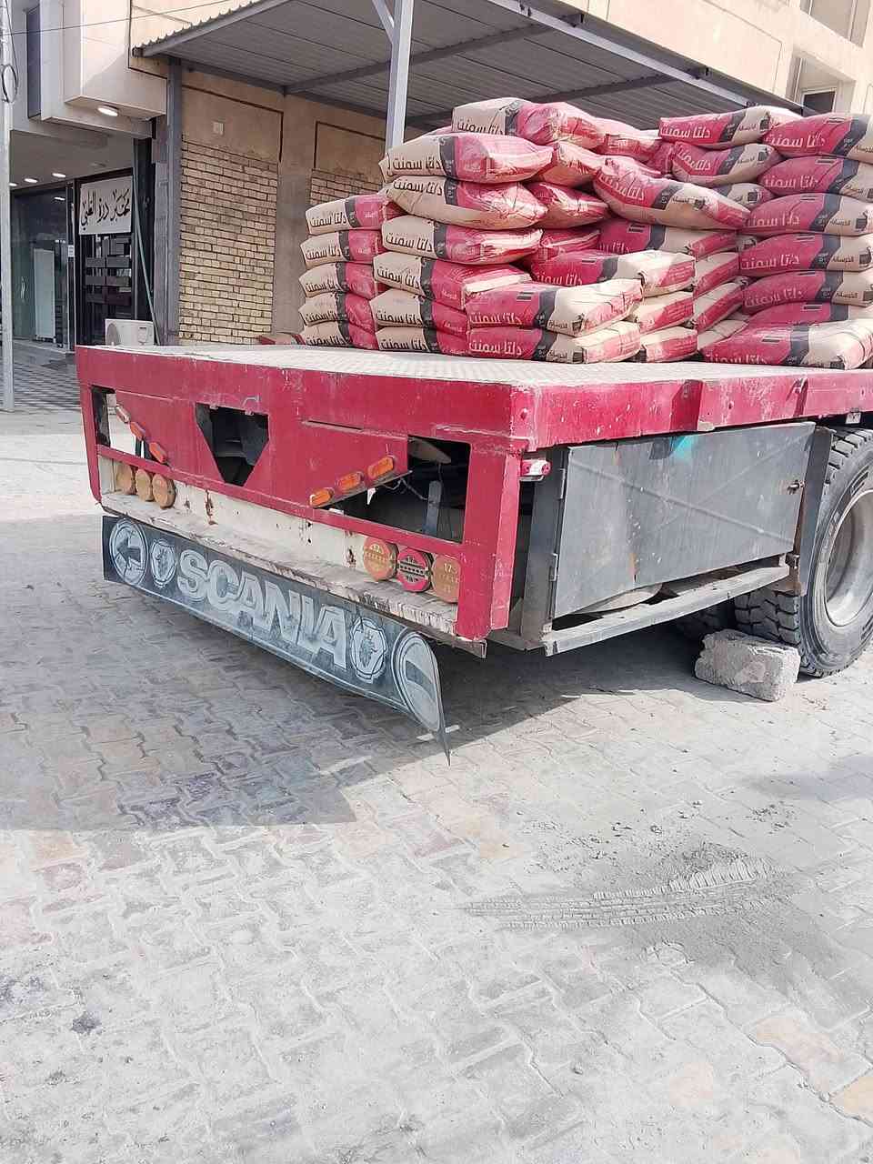 سلام عليكم عربانه فلات اوربيه 3دناكير 2مزوج واحد حرفش عربانه محدده جتف وحصيره جكر تايرات نص عمر سعر 42بيه مجال مكانه كربلاء ***********
