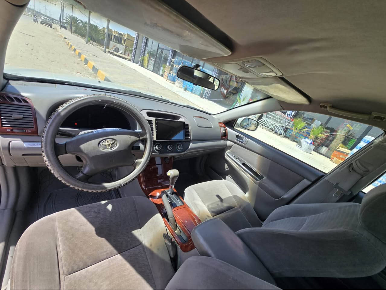 سياره.   كامري موديل 2005
سنويه ل2028
  سياره جاهزه. من كلشي
تبريد. تايرات جدد . حداديه 60‎%‎. 
سياره.  موجود. بل الناصريه. 
لستفسار *********** ناصرية, ذي قار
