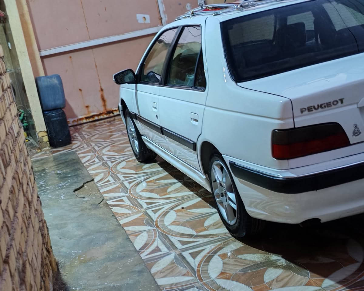 للبيع بيجو بارص مديل 24
سياره حره بسمي   مكاني واسط كوت  تحويل ثاني يوم بيها صبغ جاملغ خلفي  اثر دحجه من ورا وكل تفاصيلها بل فيديو سعر 77 وبيها مجال بسيط 
للاستفسار *********** غير متواجد بل فيس
