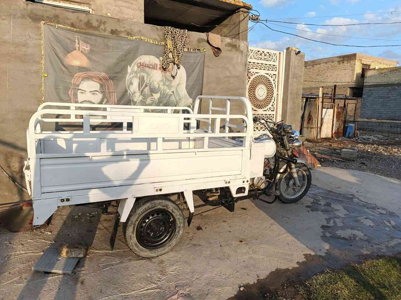 اقرا التفاصيل والشراي يتصل 
ستوتة جمرة 2018 ستوتة خيرمن الله نكرة سلف  ستوتة تعمير جديد تاير امام ويل جدد  ووتايرات خلفي جدد +باتر ولايتات واشاير جدد + ضفيرة جدد + كفرات وكشن جديد  ستوتة ماذب عليه ربع جاهزة للشغل  اوراقه كاملة واصليه ستوتة مال جناي 
السعر 1000$مليون مكاني جكوك ***********
