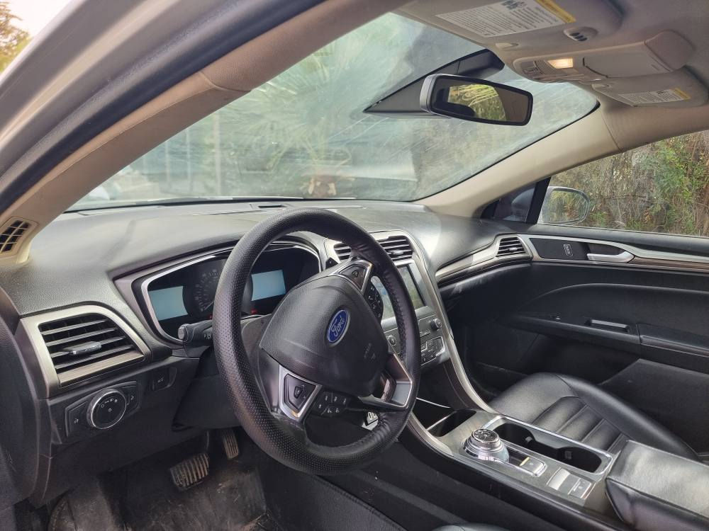 فۆرد فیوژن  ٢٠١٩ سلڤەر فول مواسەفات SEL
سلاید،شەغال، بەسمەی ئیش پێکردن، بەسمەی دەگا، تەبرید مەرکەزی، کوشن جلد، کوشن گەرم ،کوشن خەزن، هەردوو کوشن کارەبای ، کامیرە ،رادار، راداری تەنیشتەکان، حاساس، فلچە حەساس ،سێ شاشە و شاشە گەورە، ئۆتۆ هۆڵد، ئۆتۆستۆپ، دووگمەی ڤۆلیۆم ، تەحدید سورعە، گێر سپۆرت، گێر ماوس, کار پلەی، بلوتوث ، لایتی لید، بلاجکتۆر، 
گێڕو مەکینەو تەبرید و کارەباییات بەشەرت.تەنها قەپات مەکینە کرایتەوە کازکێت گۆڕایە بەڵام بەشەرت. دوو پارچەی سبوغە بێ ژوورەوە بێ ئێرباگ. هەموو ئێرباگەکانی بیلادین. 
نرخی١١٧ وەرەقەو مەجالێکی کەم.
***********
***********
فورد فيوجن ٢٠١٩ فول فول مواصفات ١/١
فتحة، تشغيل عن البعد، بصمة التشغيل بصمة الابواب، تبريد مركزي كشن جلد كشن تدفئة كشن كهربائية كشن خزن، رادار امامي جانبي خلفي. ثلاث شاشات و شاشة كبيرة. توقف ذاتي. ئوتوهولد. تحكمات ستيرن. تحديد سرعة. كير ماوس و سبورت.  كار بلي سيستم. لايتات ليد و بلاجكتور. كير محرك تبريد كهربائية كلها شرط. قطعتين صبغ بدون دواخل بدون ارباك كلها بلادي.
سعر ١١٧ ورقة و بها مجال. 
***********
*********** أربيل, العراق
