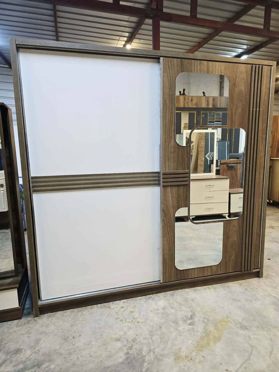 غرفة نوم مستعملة🇹🇷
 نضافة 80  ٪💯
عدد القطع / 5
نضام / سلايت 💢 
سعرها / 350 قفل 💸
شد ونقل داخل بغداد مجاني🚛
يوجود توصيل محافضات 🚛 بغداد, العراق


**إذا كنت صاحب هذا الإعلان وتريد حذفه لأي سبب، رجاءا أرسل رسالة إلى الدعم الفني**