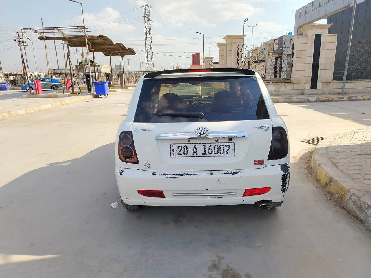 ليفان 320
موديل 2013 بسمي سنويه ل 30
بيه جاملغ مبدل جهة السايق
مكينه وكير وحداديه كله تمام فقط نقص غاز لتبريد
ب ٣٥ وبيه مجال مكاني الديوانية ***********
