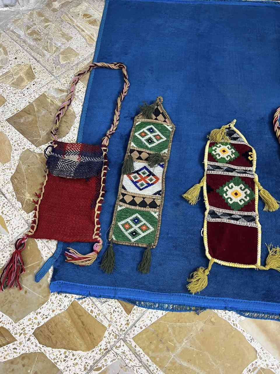 انتيكات قديمه جدا نحاس واثريات 
مزاد لحد ساعه 12 ليلا
ينفتح المزاد ب 25 الف 
زاده الله من زاد


**إذا كنت صاحب هذا الإعلان وتريد حذفه لأي سبب، رجاءا أرسل رسالة إلى الدعم الفني**