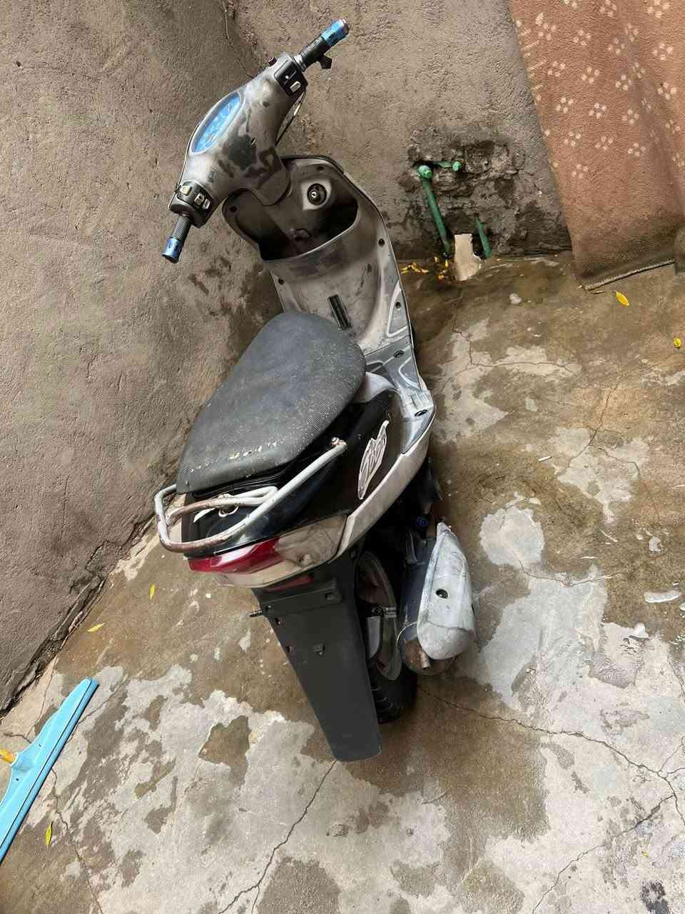 السلام عليكم مراوس فقط مامفتوحه بلاديه كفرات بلاديه سلف هندر لايت مكينه تخبل ناعمه


**إذا كنت صاحب هذا الإعلان وتريد حذفه لأي سبب، رجاءا أرسل رسالة إلى الدعم الفني**