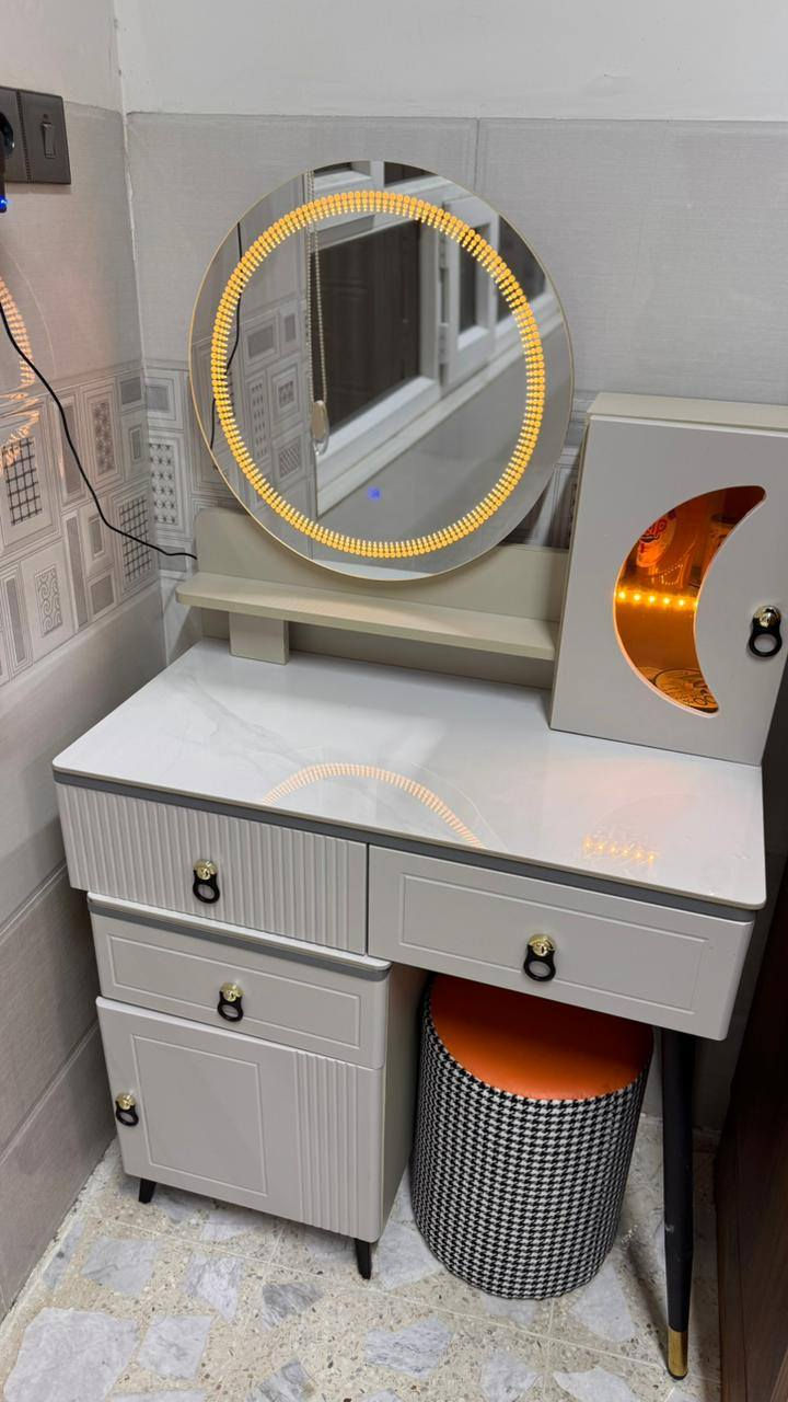 السلام عليكم
للبيع ميز تواليت مستعمل قليل 
السعر بالخاص مكاني الموصل


**إذا كنت صاحب هذا الإعلان وتريد حذفه لأي سبب، رجاءا أرسل رسالة إلى الدعم الفني**